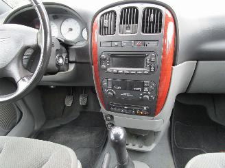 Chrysler Voyager 2.4i Navi Clima 7-Pers. Nw APK picture 11