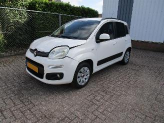 krockskadad bil auto Fiat Panda 0.9 Twin Air Airco 2013/1