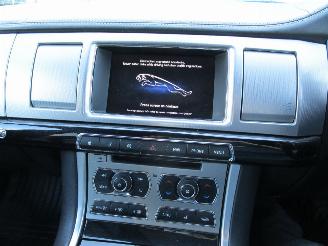 Jaguar XF 3.0 V6 D Navi Leder Camera picture 18