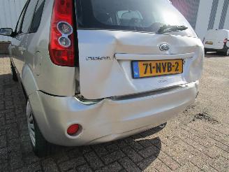 Ford Fiesta 1.4 16V Airco Radio/CD picture 8