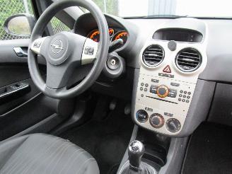 Opel Corsa 1.4 Airco Radio/CD picture 9