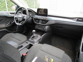 Ford Focus 1.0 Hybride Camere Navi 6-Bak picture 13