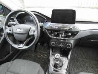 Ford Focus 1.0 Navi Camera Clima 6-Bak picture 13