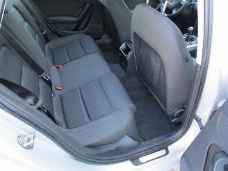 Audi A4 2.0 TDI Navi Clima Schadevrij 6-Bak picture 8