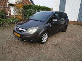 Coche accidentado Opel Zafira 2.2 Automaat Navi 7-Pers 2010/7