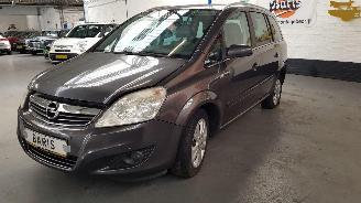 skadebil auto Opel Zafira 1.8 16V BENZ AUT MPV 140 PK 2008/5
