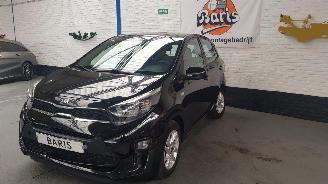 skadebil auto Kia Picanto 1.0 12V BENZ 5 DRS 67 PK.... 2019/2