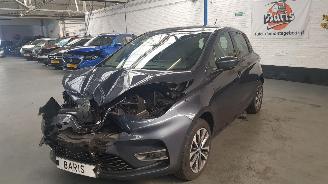 uszkodzony samochody osobowe Renault Zoé R135  AUT 4DRS ELEKTRISCH 100KW 136PK 2019/12