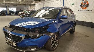 Coche accidentado MG ZS EV 45 KWH SUV AUT ELEKTRISCH 110KW 150PK 2020/8
