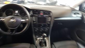 Volkswagen Golf 1.2 TSI 16V BLUEMOTION COMBI BENZ 1.197CC 81KW 110PK picture 7