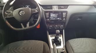 Skoda Octavia 1.6 TDI GREENLINE 16V COMBI/O 4DRS DSL 1.598CC 81KW 110PK picture 7