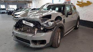 skadebil auto Mini Countryman 1.5 12V ONE SUV  BENZ 1.499CC 75KW 102PK 2017/11