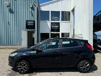 Vaurioauto  passenger cars Ford Fiesta 1.0 Style BJ 2014 43246 KM 2014/5