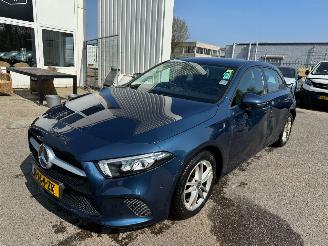 krockskadad bil auto Mercedes A-klasse A-klasse 160 Business Solution 2020/1