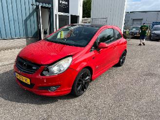 damaged passenger cars Opel Corsa 1.4-16V 2010/8