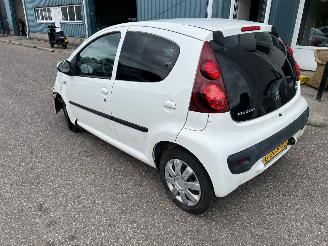 Peugeot 107 1.0 Access picture 3