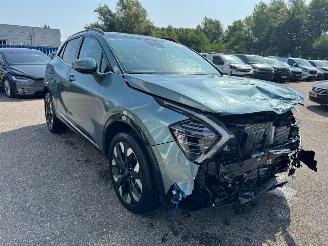 Vaurioauto  passenger cars Kia Sportage 1.6 T-GDi Plug-in Hybrid AWD DynamicPlusLine AUTOMAAT 2024/2
