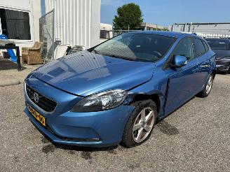 Schadeauto Volvo V-40 2.0 D4 Kinetic Business 2014/11