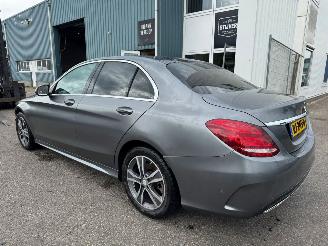 Schadeauto Mercedes C-klasse 180 AUTOMAAT Business Solution BJ 2017 126.145 KM 2017/11