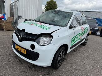 damaged passenger cars Renault Twingo 1.0 SCe Collection 2018/8