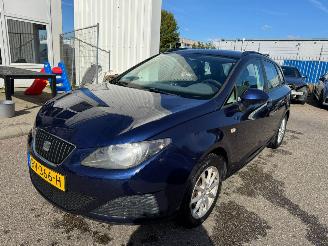 Coche accidentado Seat Ibiza ST 1.2 Reference BJ 2011 137.990 KM 2011/7