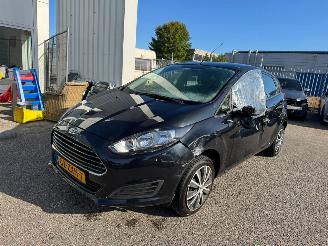 Schadeauto Ford Fiesta 1.0 Champion BJ 2013 57.764 KM 2013/2