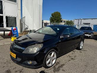 skadebil auto Opel Astra TwinTop 1.8 Enjoy BJ 2006 248.991 KM 2006/10