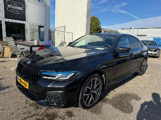 Unfallwagen BMW 5-serie 530e AUTOMAAT  Business Edition Plus BJ 2022 86.231 KM 2022/2