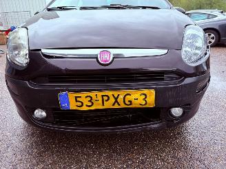 Fiat Punto Evo 1.3 M-Jet Dynamic BJ 2011 199.719 KM picture 7