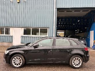skadebil auto Audi A3 Sportback 1.4 TFSI Attraction Pro Line plus 193.140 KM 2014/11