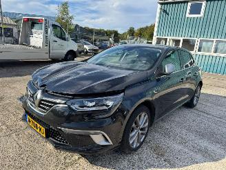 damaged passenger cars Renault Mégane 1.2 TCe GT-Line 2016/9