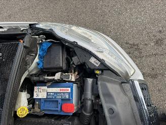 Peugeot 208 1.2 VTi Style picture 10