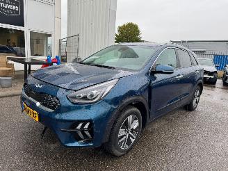 uszkodzony samochody osobowe Kia Niro 1.6 GDi Hybrid DynamicPlusLine 2022/1