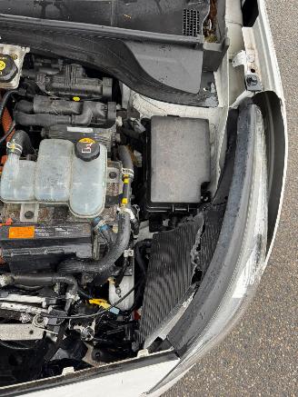 Kia Niro 1.6 GDi Hybrid First Edition picture 9