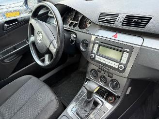 Volkswagen Passat 1.6 FSI AUTOMAAT Trendline picture 10