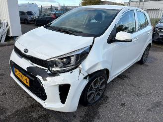 Damaged car Kia Picanto 1.0 CVVT First Edition BJ 2017 140.559 KM 2017/7