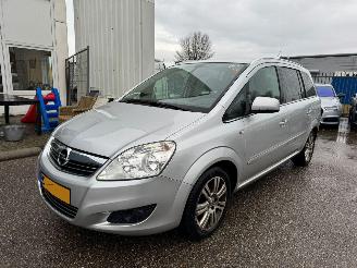 Schadeauto Opel Zafira 1.8 Cosmo AUTOMAAT 2010/9