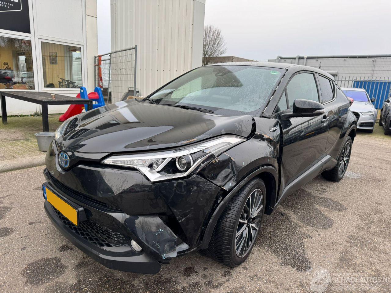 Toyota CH-R 1.8 Hybrid Dynamic AUTOMAAT