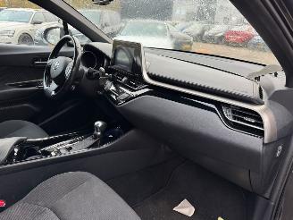 Toyota CH-R 1.8 Hybrid Dynamic AUTOMAAT picture 14