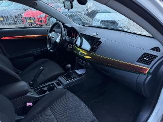 Mitsubishi Lancer Sportback 1.5 Edition One picture 13