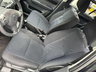 Suzuki Swift 1.3 Shogun picture 18