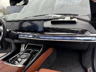 BMW 7-serie 750e xDrive AUTOMAAT SKY LOUNGE BJ 2024 picture 24