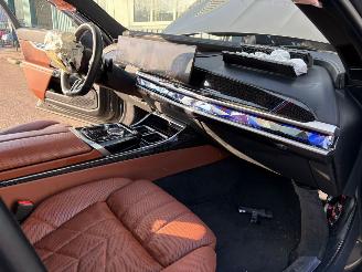BMW 7-serie 750e xDrive AUTOMAAT SKY LOUNGE BJ 2024 picture 23
