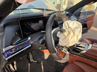 BMW 7-serie 750e xDrive AUTOMAAT SKY LOUNGE BJ 2024 picture 17