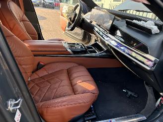 BMW 7-serie 750e xDrive AUTOMAAT SKY LOUNGE BJ 2024 picture 26