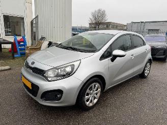 skadebil auto Kia Rio 1.2 CVVT Plus Pack BJ 2012 201.167 KM 2012/6