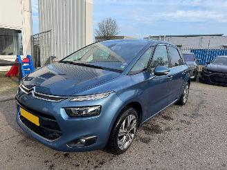 damaged passenger cars Citroën C4 Picasso 1.2 PureTech Intensive 2016/7