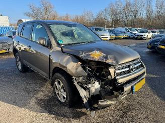 Toyota Rav-4 2.0 VVTi Comfort picture 6