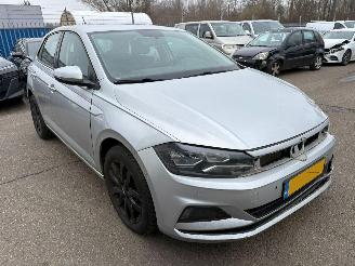 Unfallwagen Volkswagen Polo 1.0 TSI Comfortline Business AUTOMAAT 2018/2