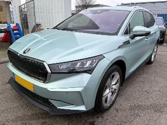 uszkodzony samochody osobowe Skoda Enyaq iV 80 2021/4